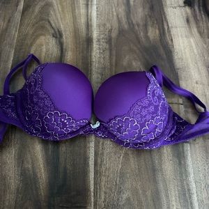 Victoria’s Secret 32C Dream Angels Plunge Push Up Bra